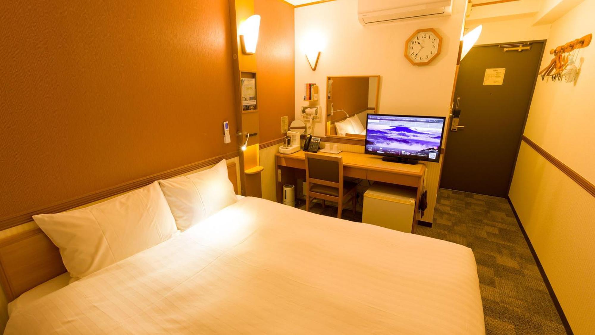 Toyoko Inn Takasaki Eki Nishi Guchi No 2 Стая снимка
